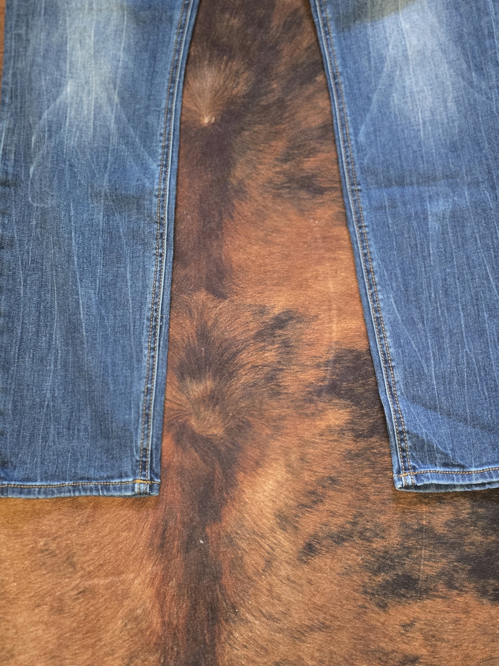 *Kut from the Kloth Straight Leg Jeans in Blue Wash Size 6 Casual - Picture 2 of 12